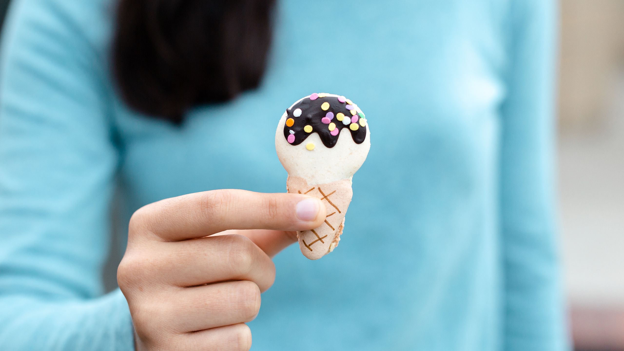 ice-cream-sundae-macaron